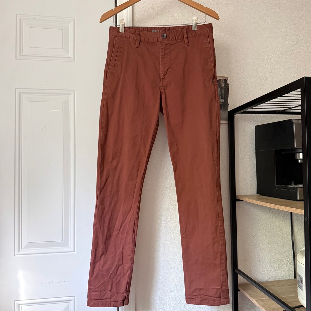 VUORIβ salmon rust peach athletic slim leg cropped pants